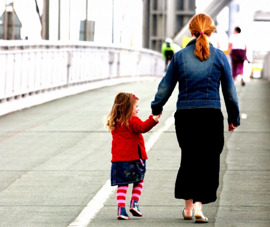 fair-housing-member-photo mother and daughter holding hands